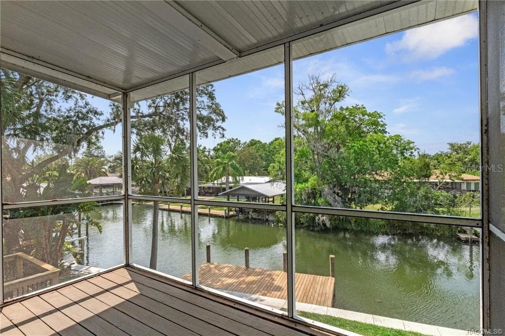 9205 HARBOR ISLE COURT — photo 27 of 57