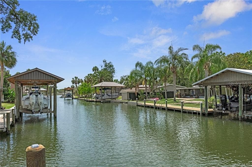 9205 HARBOR ISLE COURT — photo 6 of 57