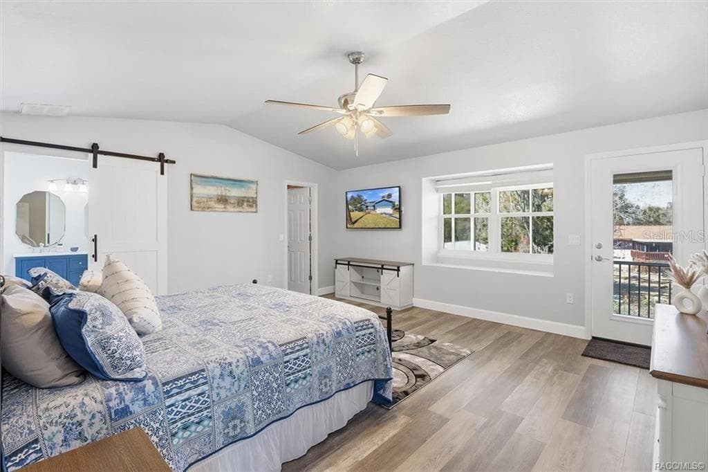 9205 HARBOR ISLE COURT — photo 21 of 57