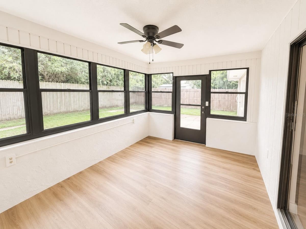 7313 THOMAS JEFFERSON CIRCLE — photo 10 of 11