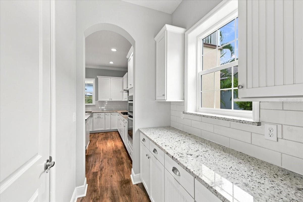 8124 37TH AVENUE CIRCLE — photo 20 of 59