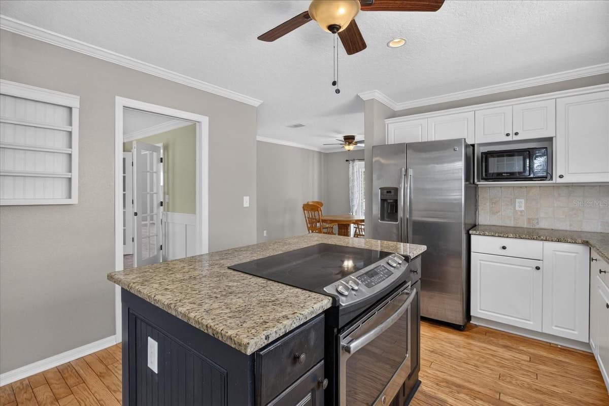 34244 RIDGE MANOR BOULEVARD — photo 36 of 81