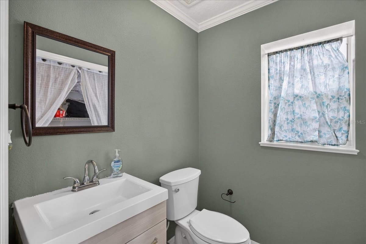 34244 RIDGE MANOR BOULEVARD — photo 43 of 81