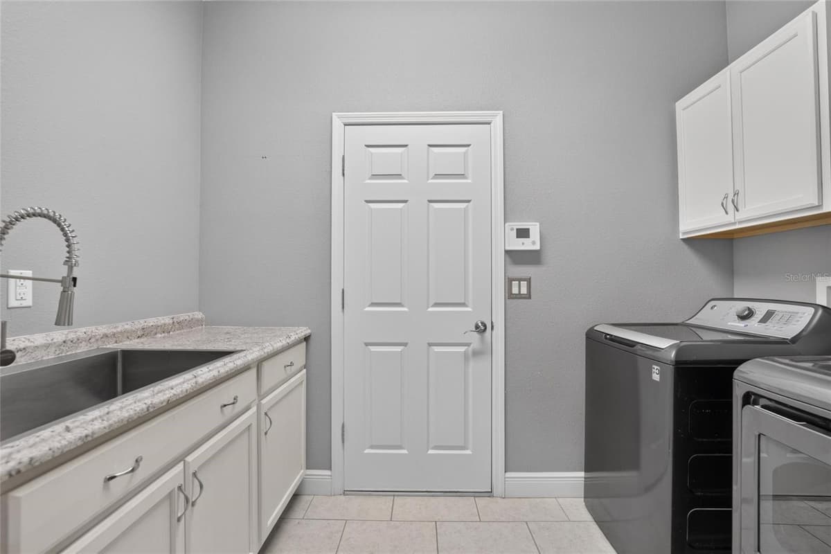 7029 OLD BENTON DRIVE — photo 12 of 58