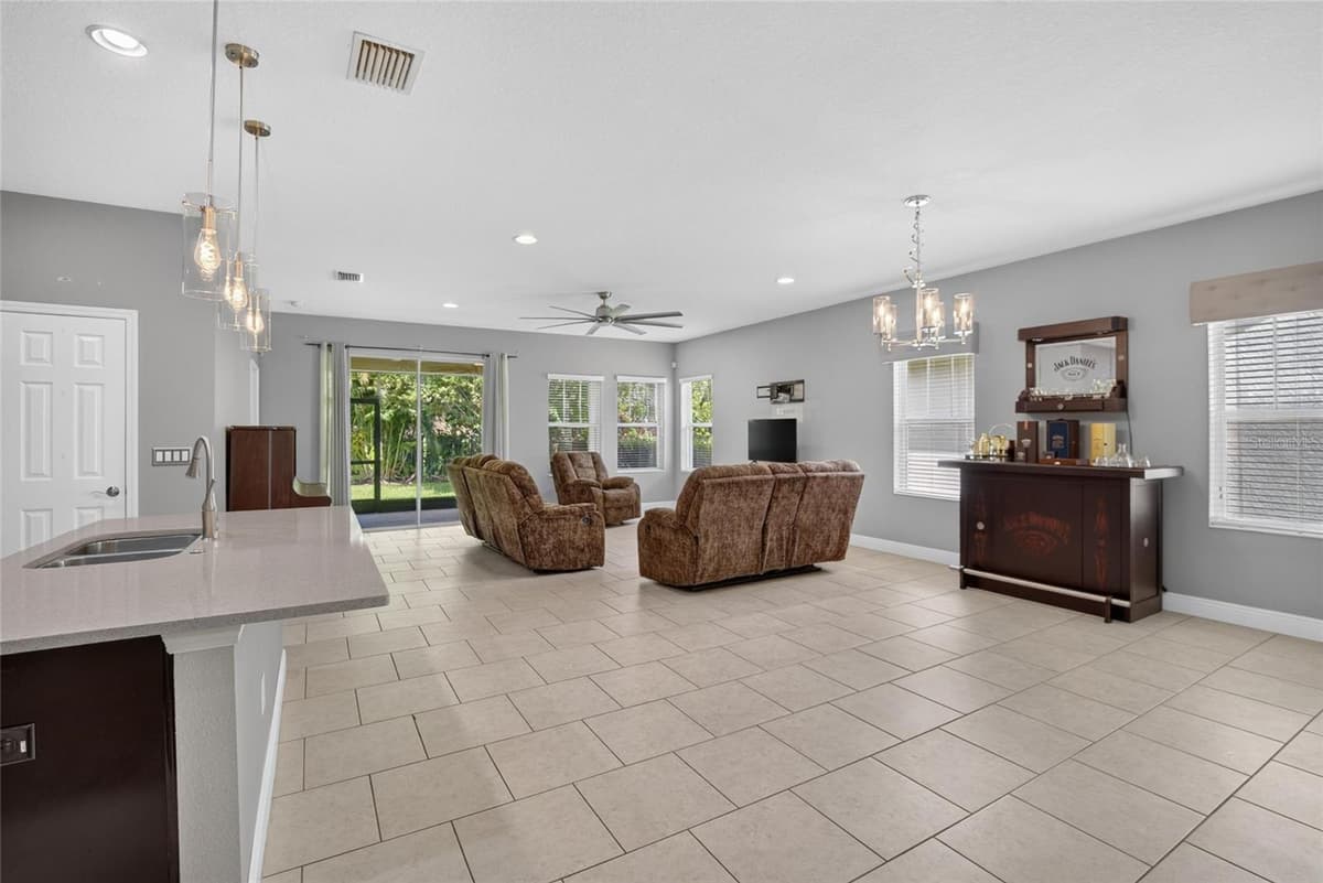 7029 OLD BENTON DRIVE — photo 17 of 58