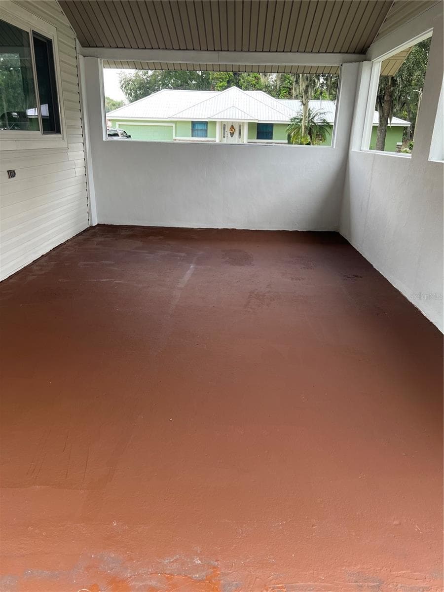 Unknown — photo 16 of 18