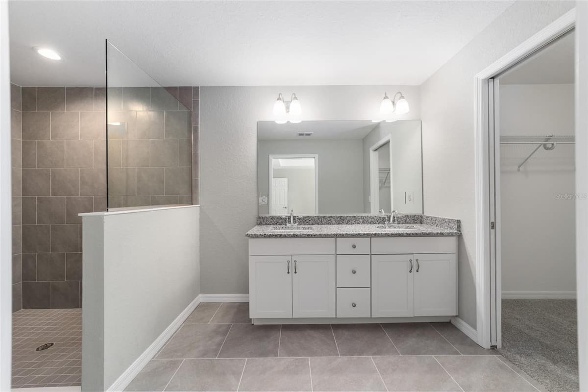 3617 BREEZY POINT DR — photo 8 of 18