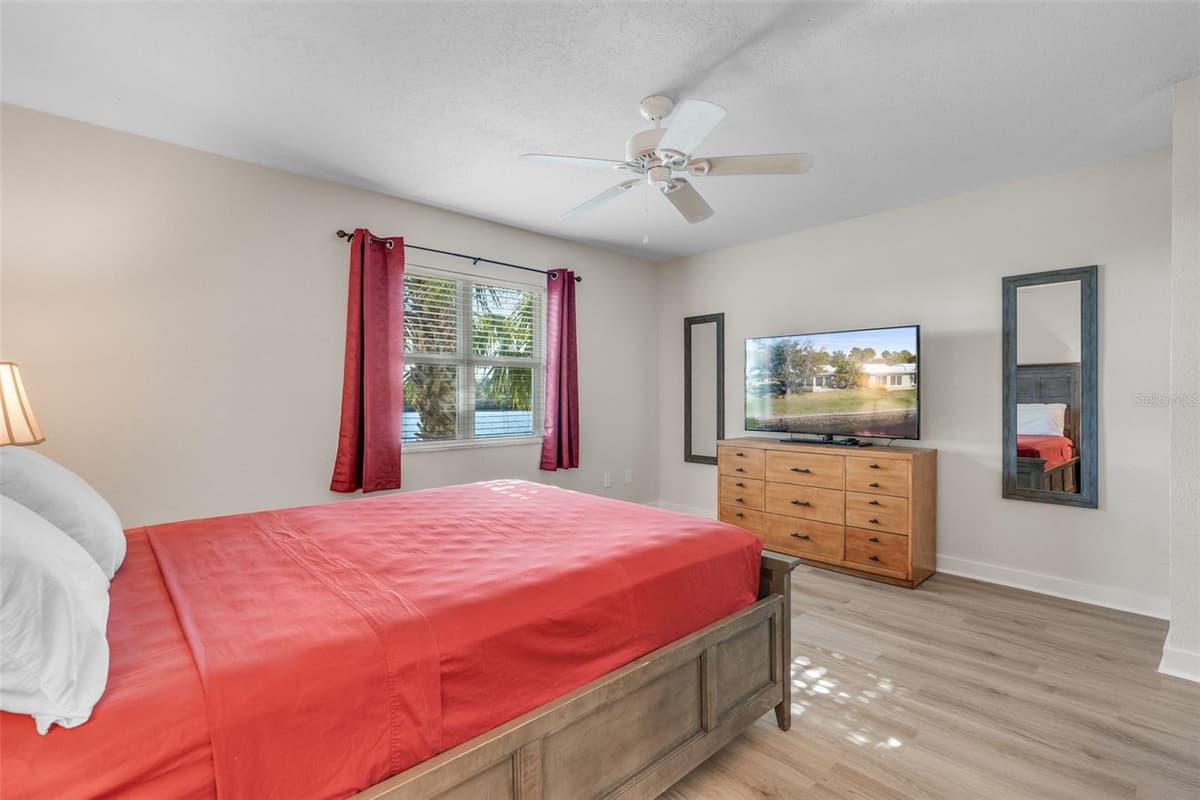 11568 BAYSHORE DRIVE — photo 28 of 46