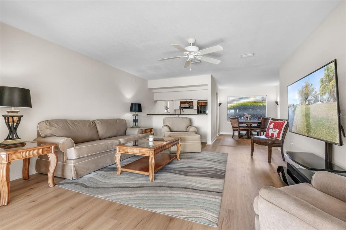 11568 BAYSHORE DRIVE — photo 16 of 46