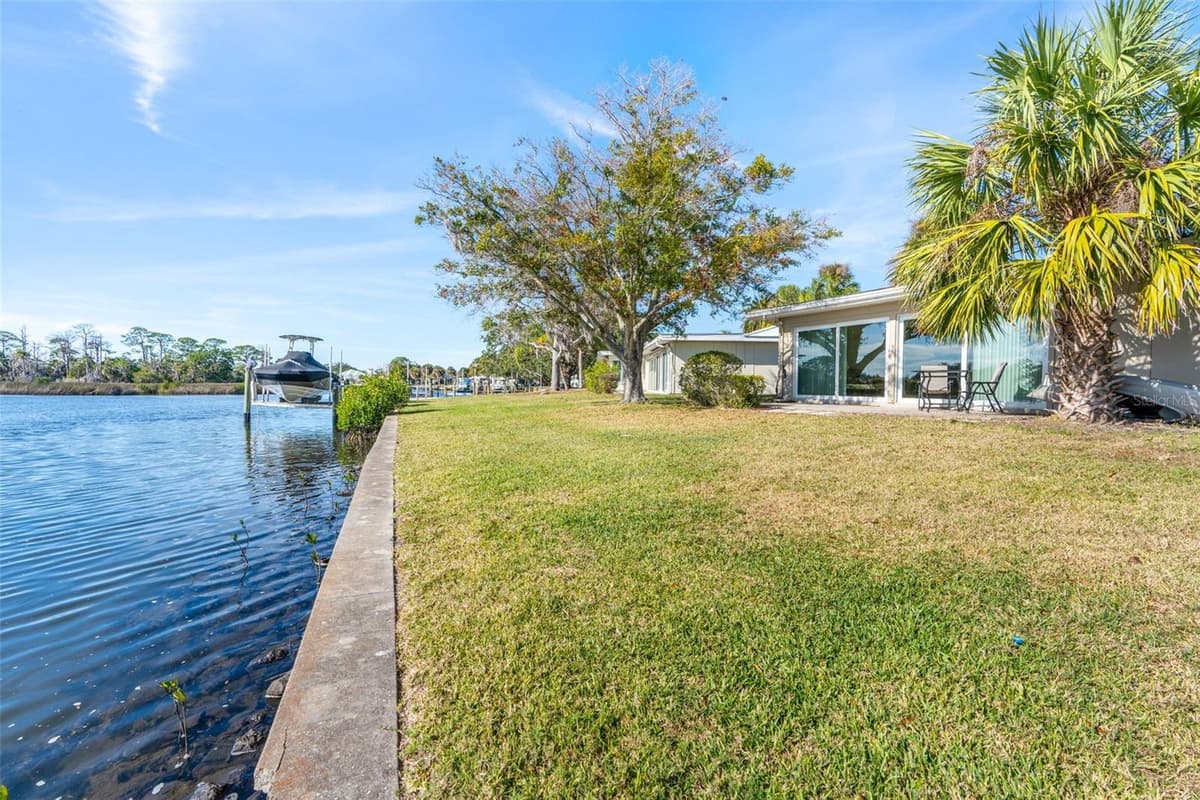 11568 BAYSHORE DRIVE — photo 36 of 46