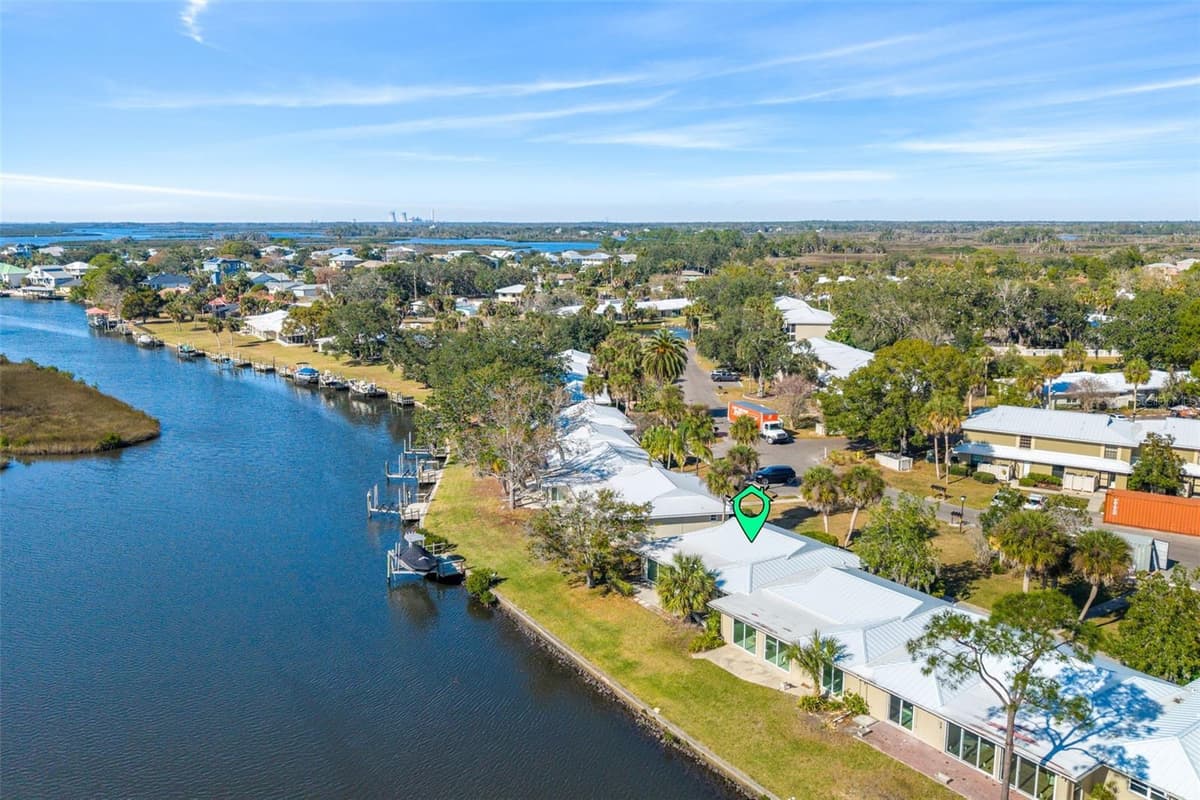 11568 BAYSHORE DRIVE — photo 38 of 46