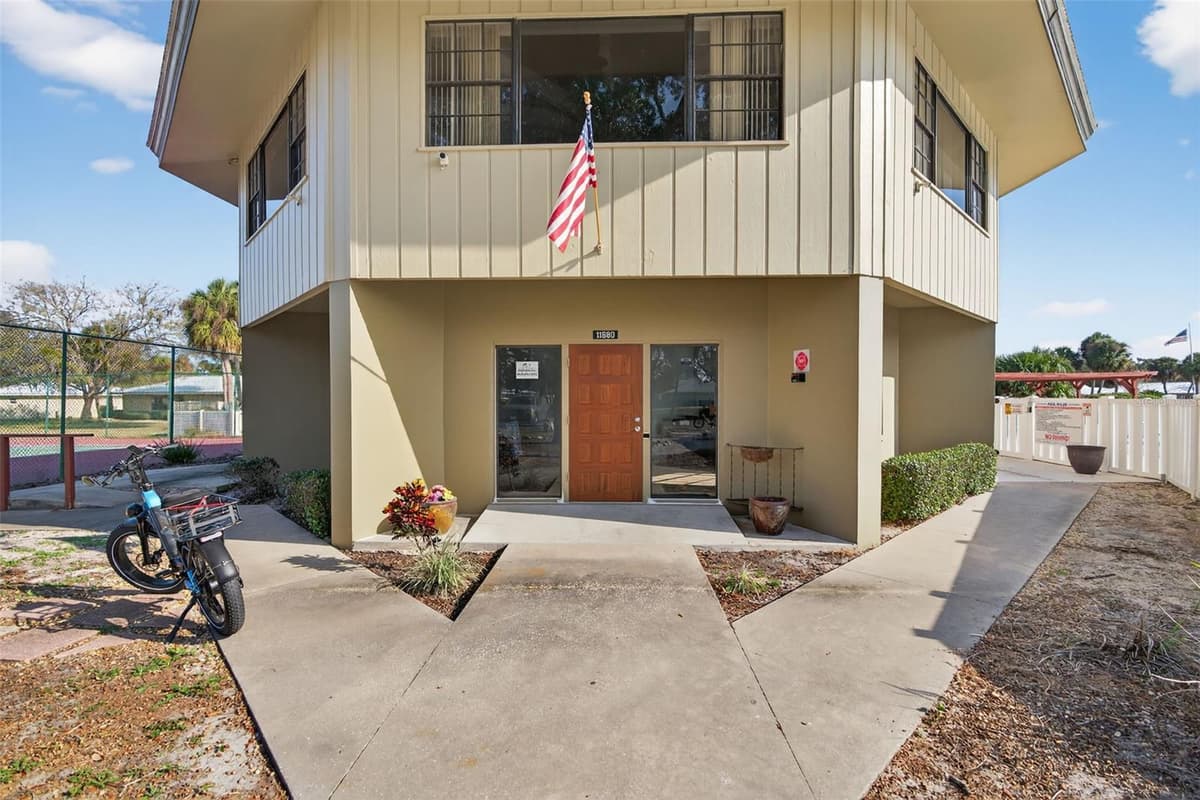 11568 BAYSHORE DRIVE — photo 33 of 46