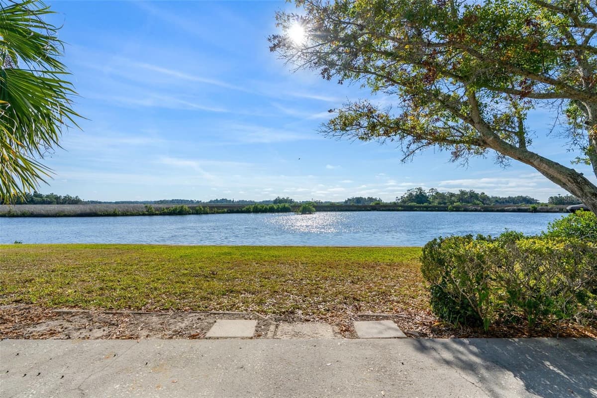 11568 BAYSHORE DRIVE — photo 37 of 46