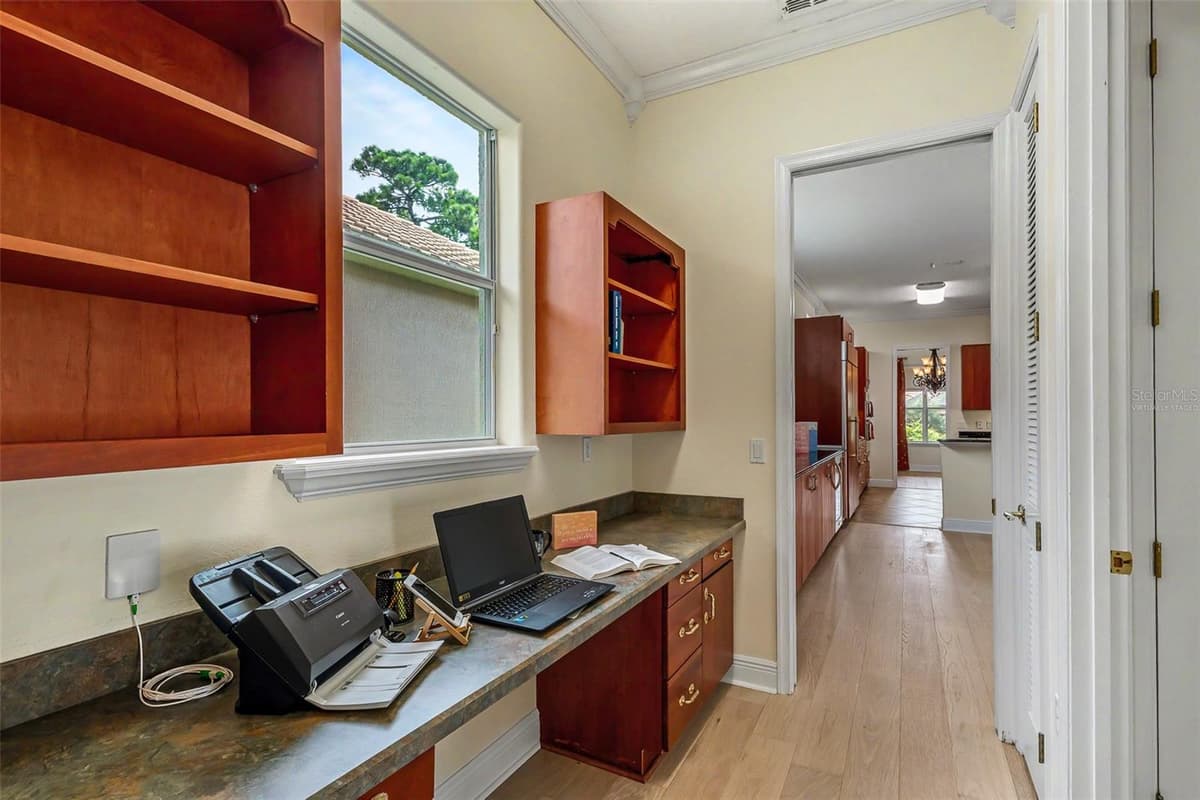 522 NEWHALL LANE — photo 16 of 20