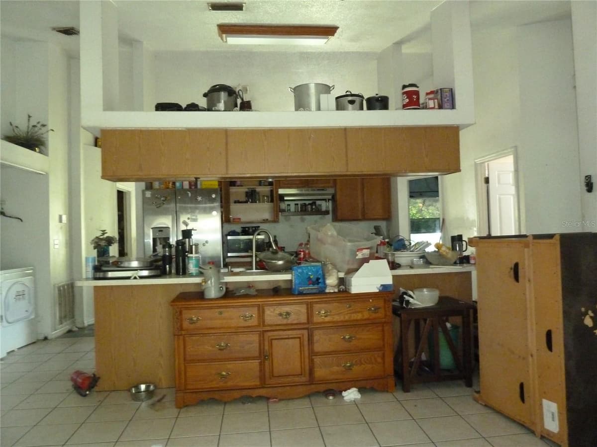 5 JUPITER AVENUE — photo 3 of 18