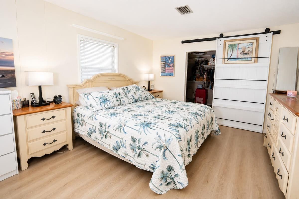 4403 14TH STREET — photo 31 of 42