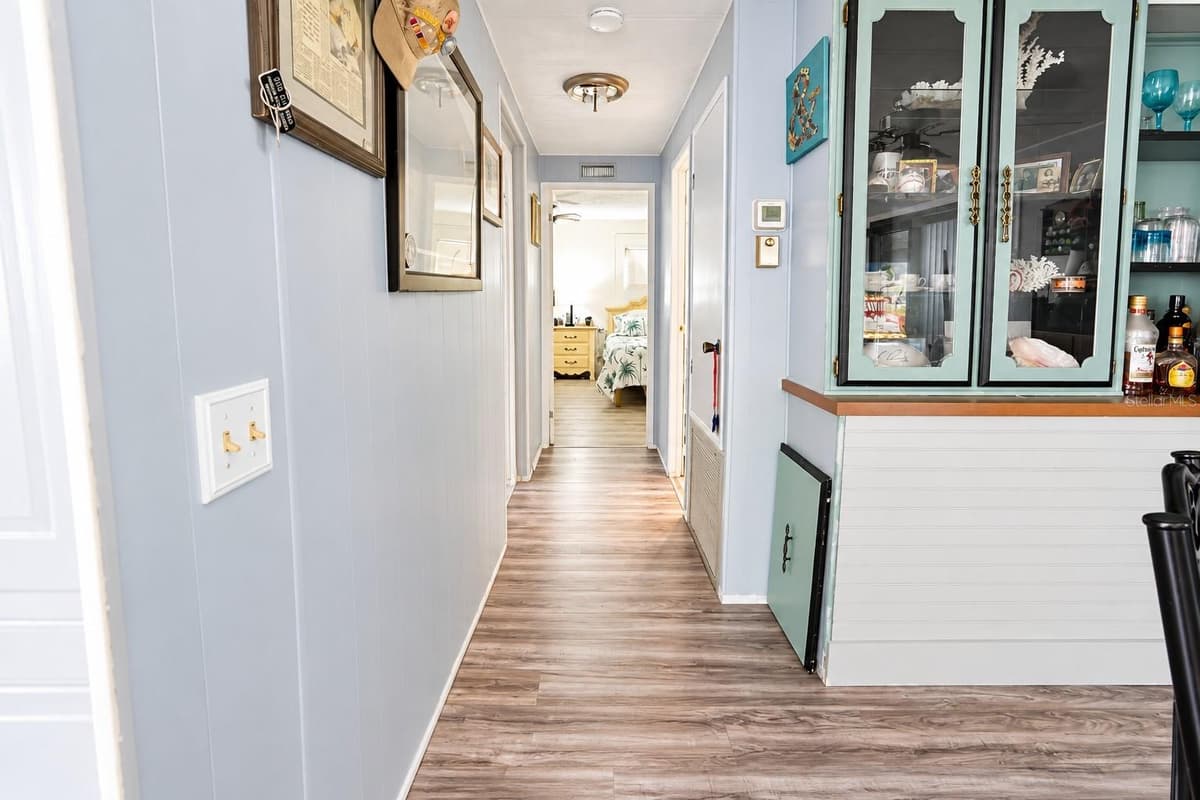 4403 14TH STREET — photo 39 of 42