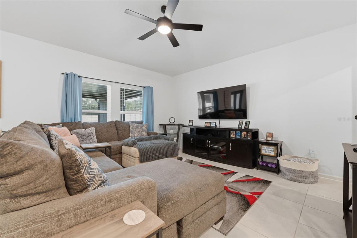 412 ADAMS ALE PLACE — photo 21 of 39