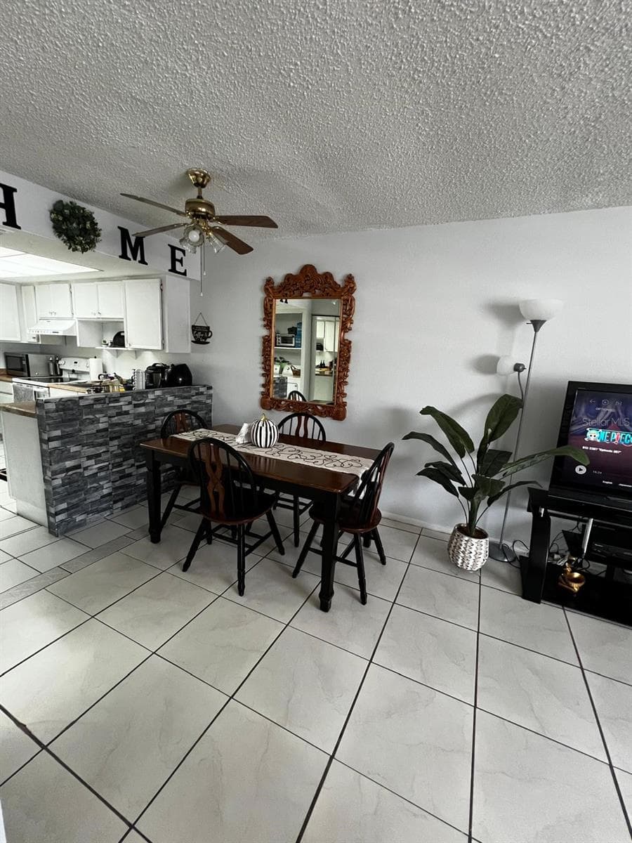 26 LAS PALMAS WAY — photo 5 of 26