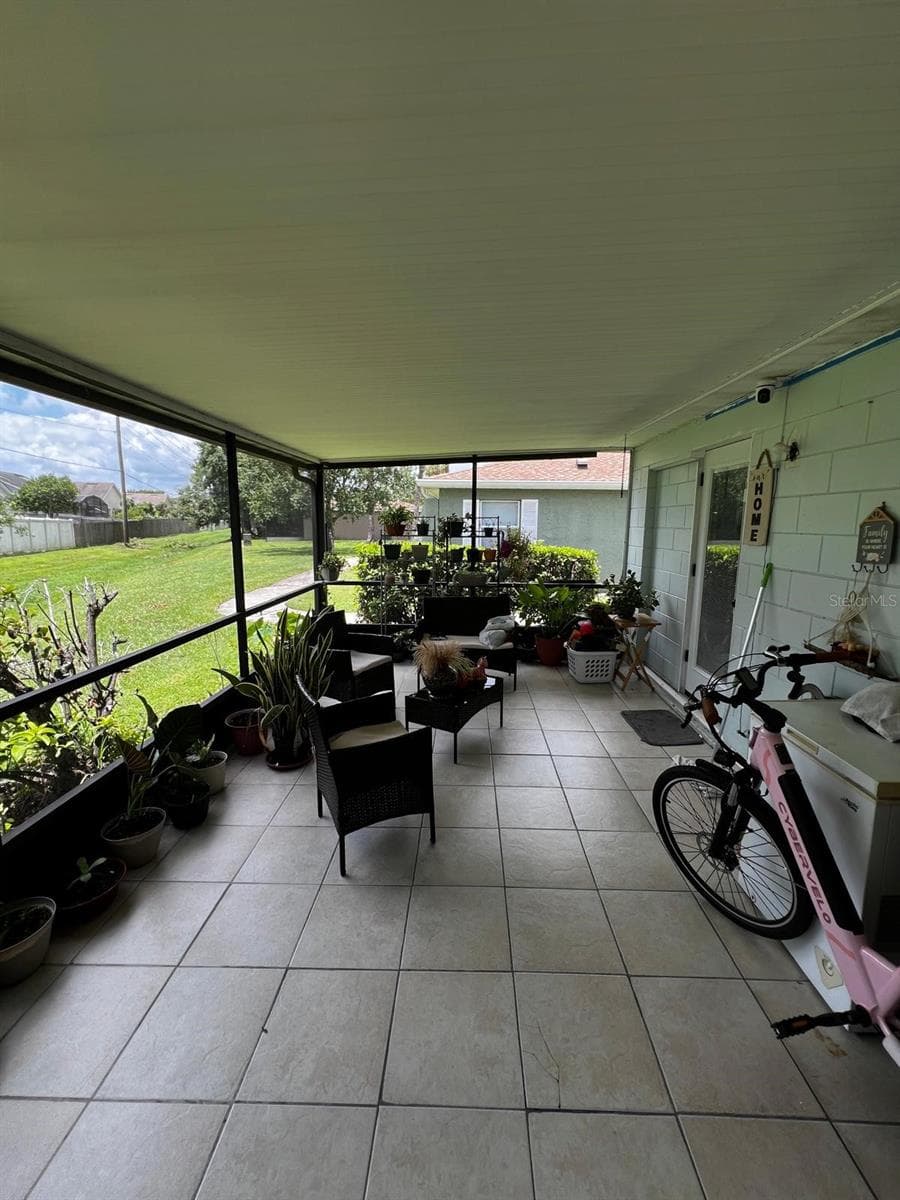 26 LAS PALMAS WAY — photo 10 of 26