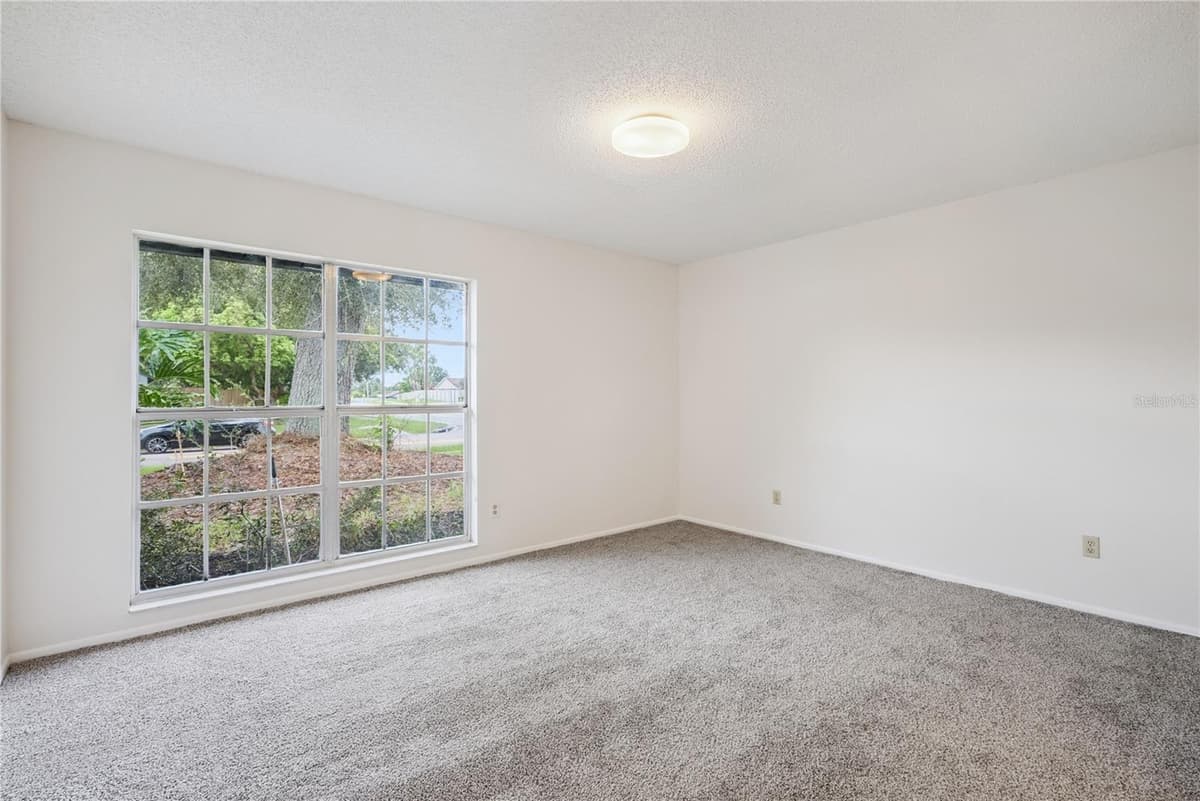 1298 MADELENA AVENUE — photo 4 of 20