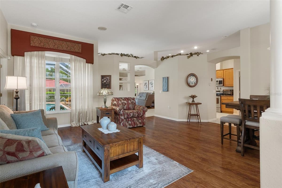 13475 PRINCEWOOD COURT — photo 9 of 57