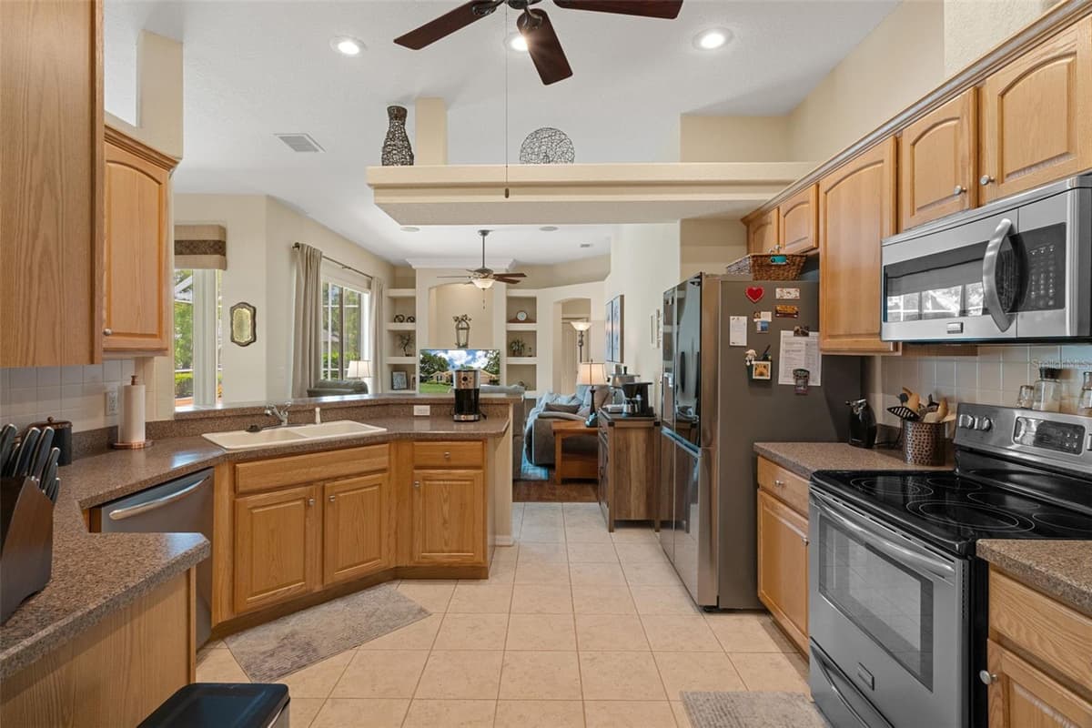 13475 PRINCEWOOD COURT — photo 24 of 57