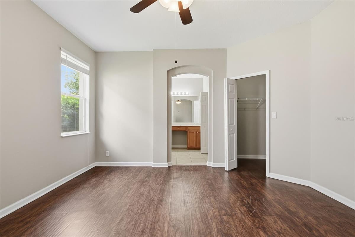 207 MANOR VIEW LANE — photo 18 of 33