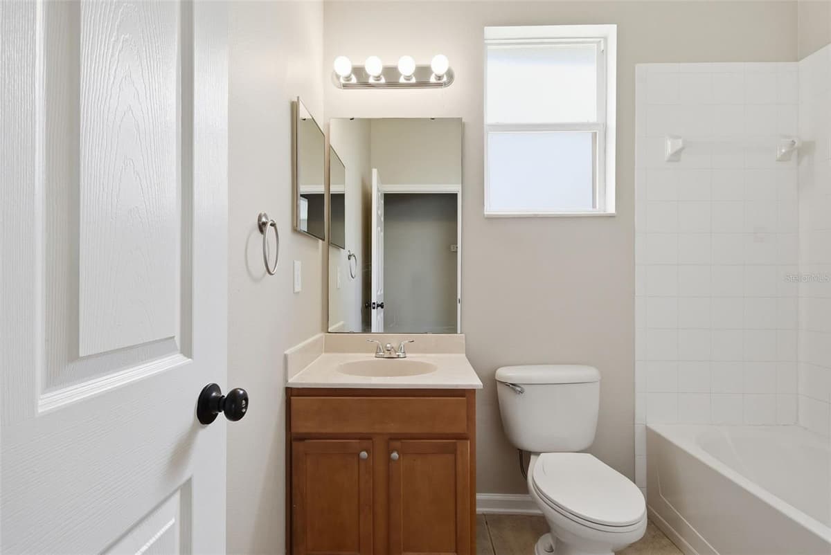 207 MANOR VIEW LANE — photo 27 of 33