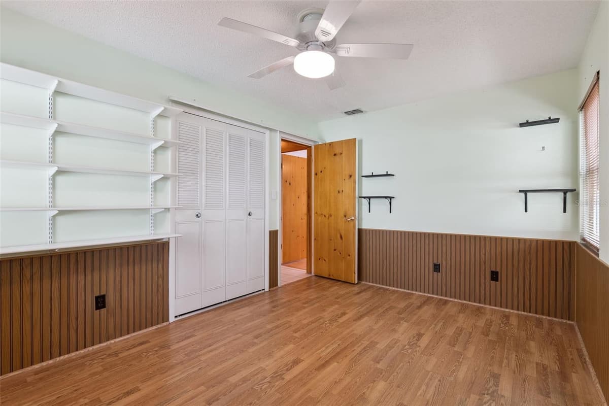 1391 AVALON BOULEVARD — photo 15 of 40