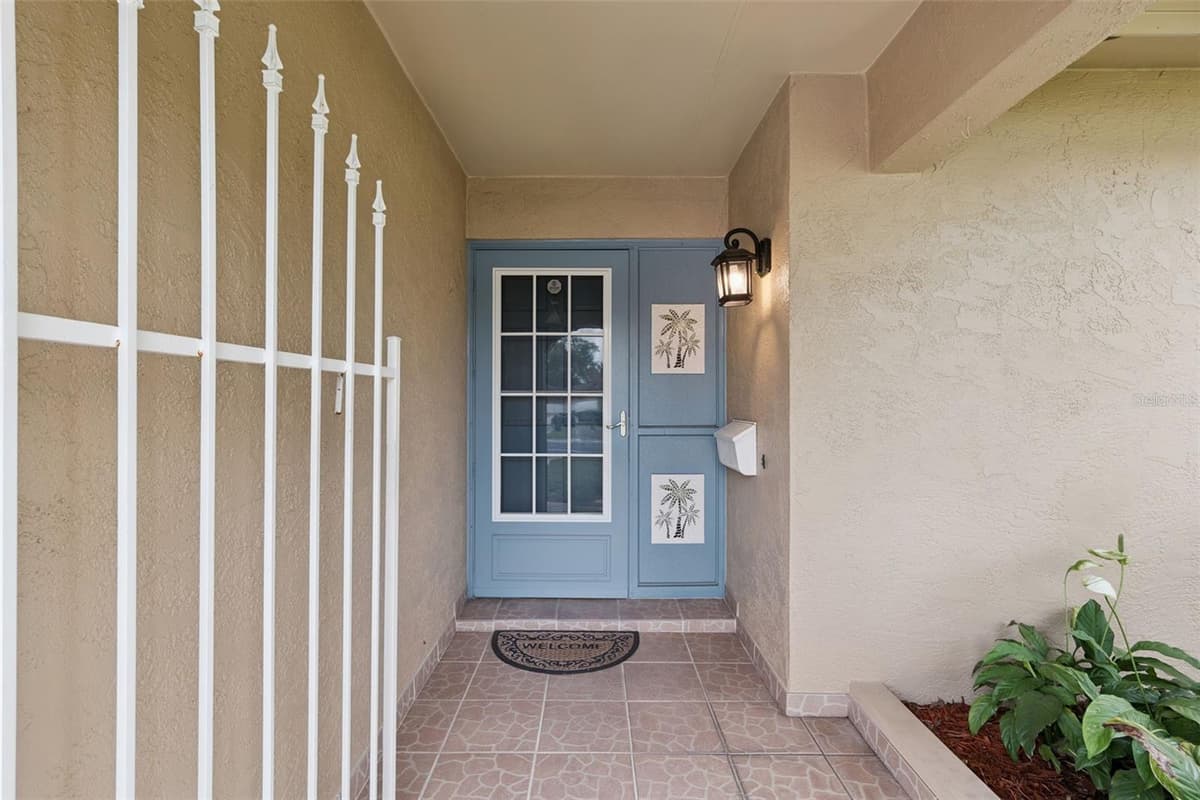 1391 AVALON BOULEVARD — photo 3 of 40