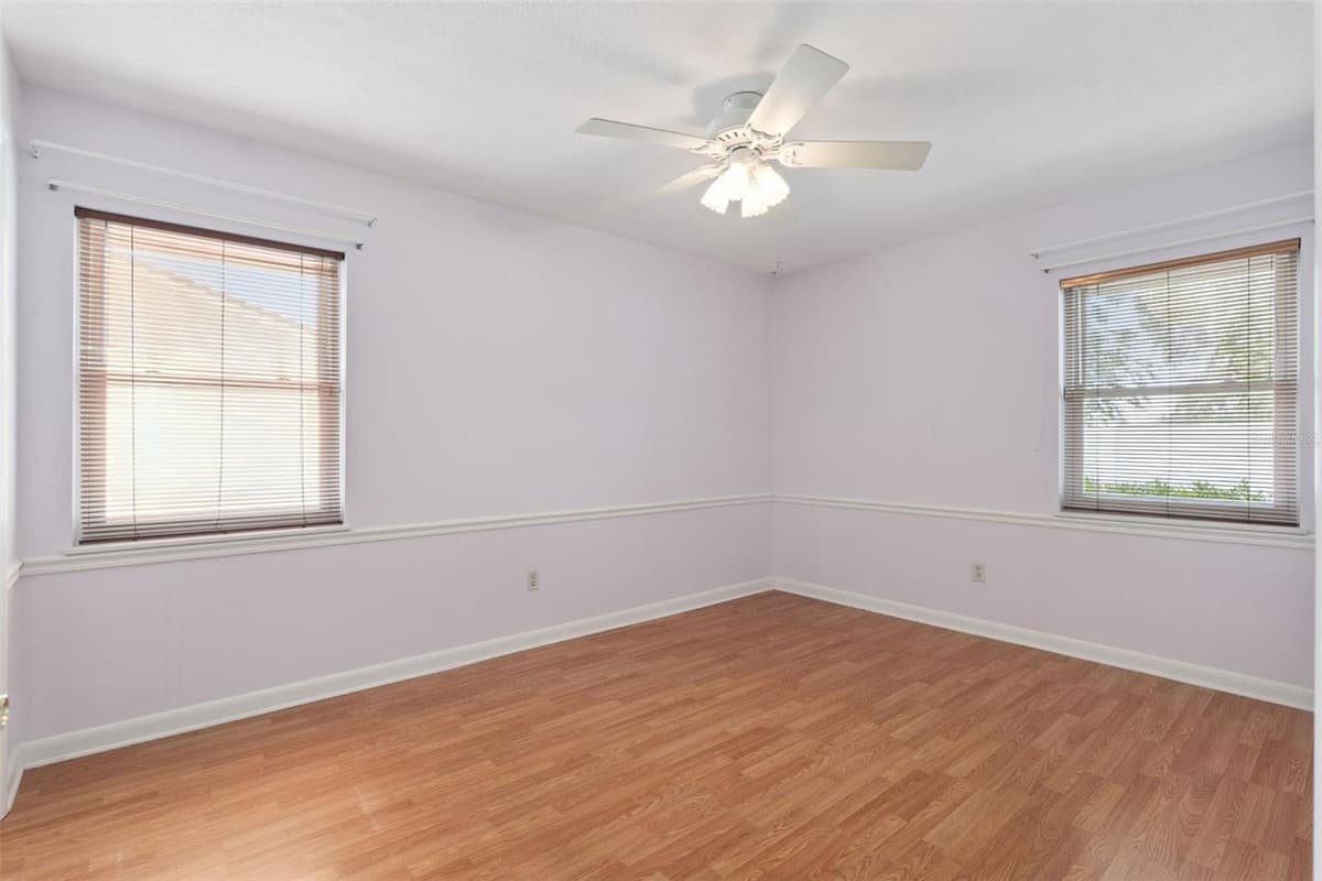 1391 AVALON BOULEVARD — photo 18 of 40