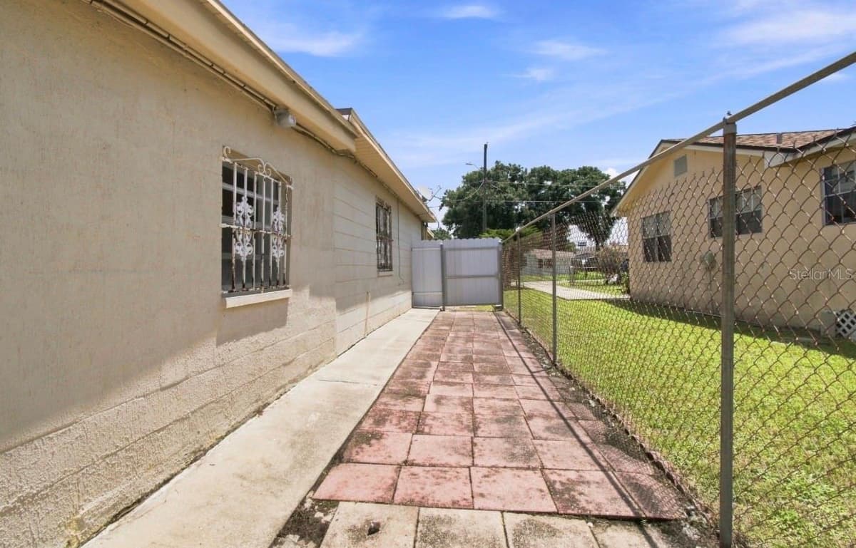 7516 CORTEZ STREET — photo 44 of 65