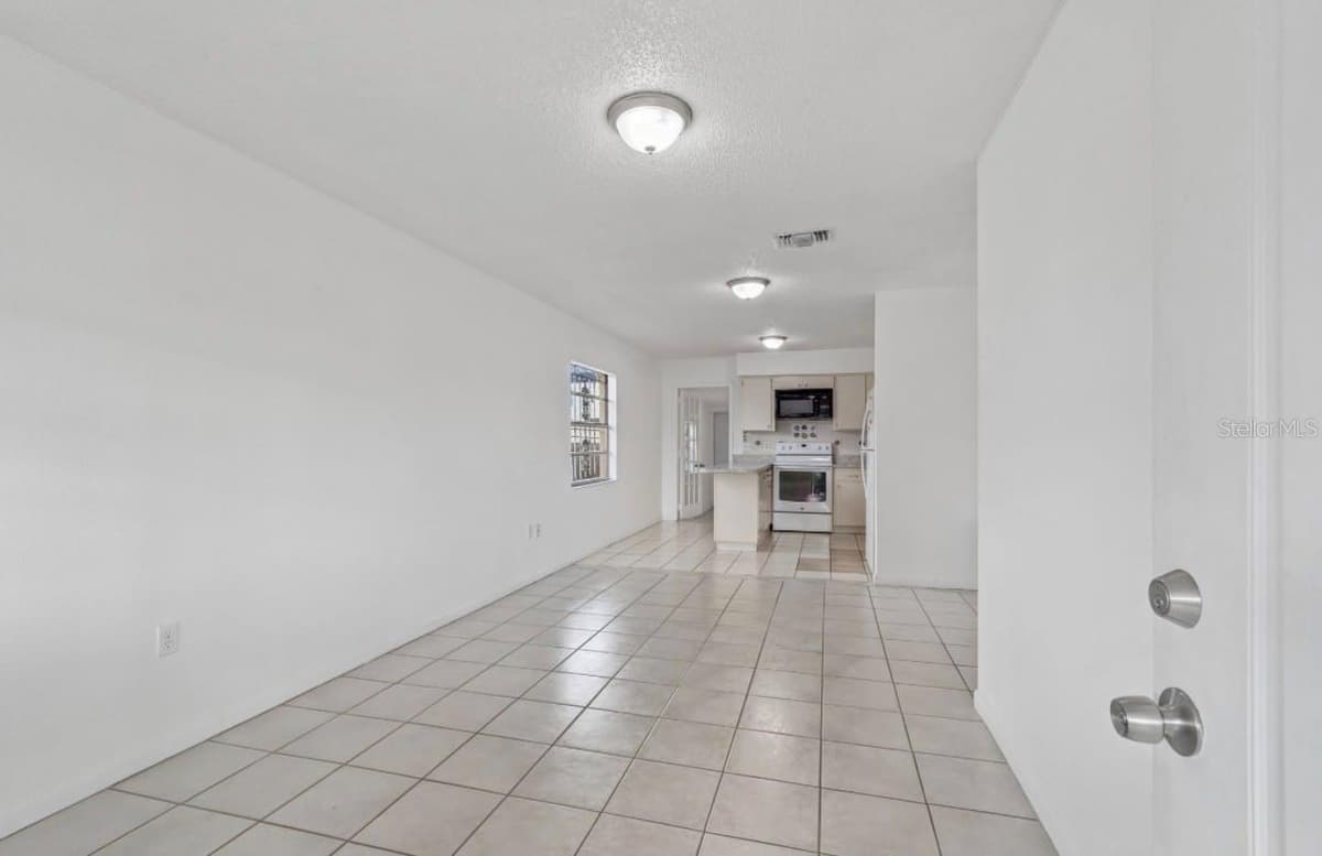 7516 CORTEZ STREET — photo 9 of 65
