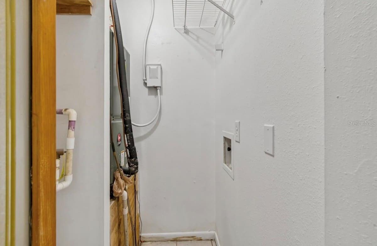 7516 CORTEZ STREET — photo 34 of 65