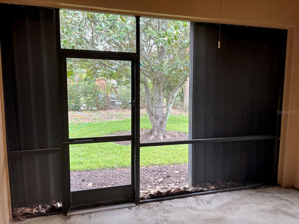 229 SHELL FALLS DRIVE — photo 16 of 19