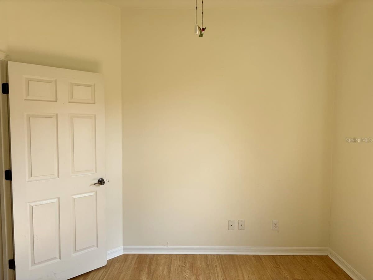 229 SHELL FALLS DRIVE — photo 7 of 19