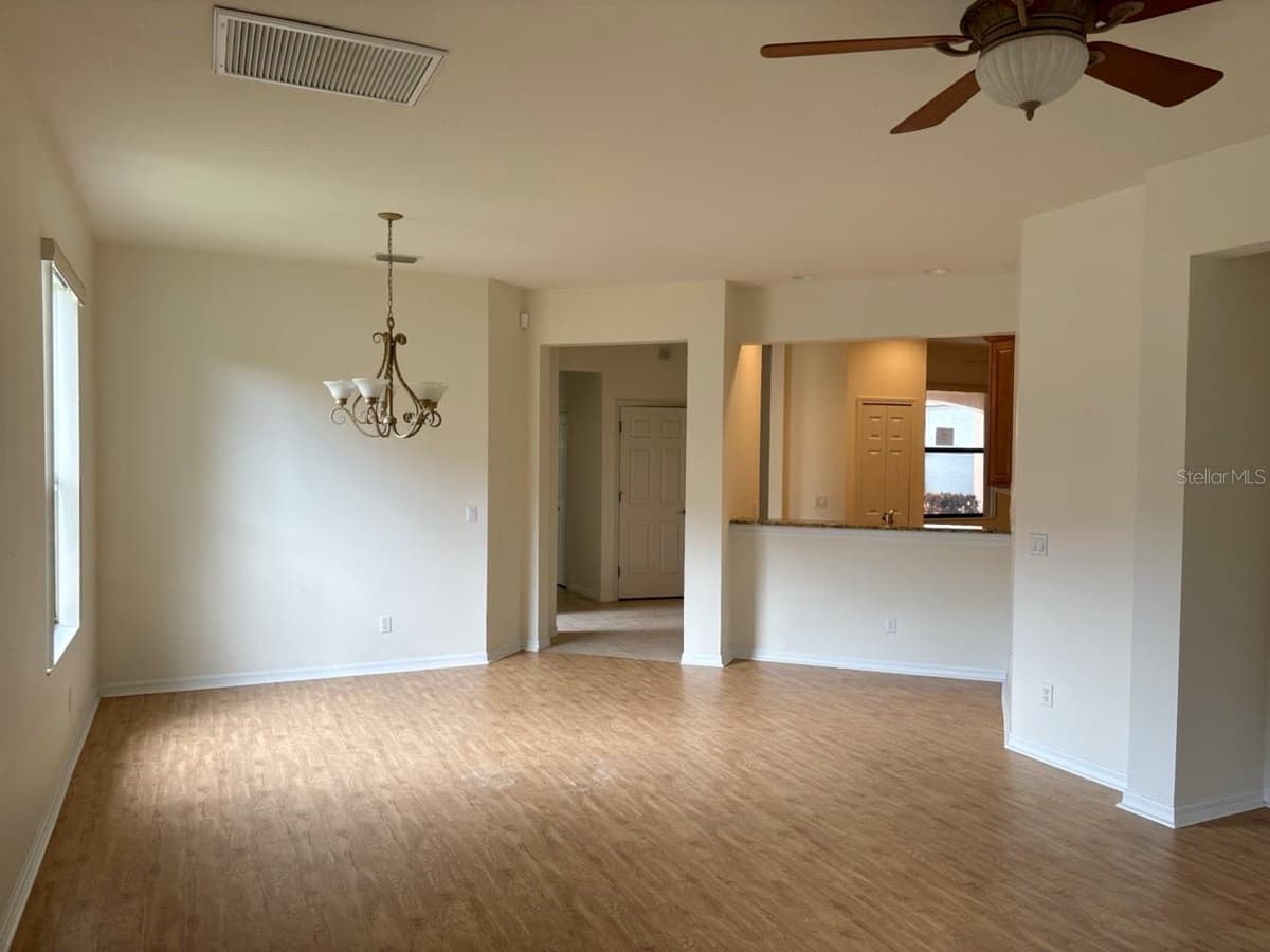 229 SHELL FALLS DRIVE — photo 15 of 19