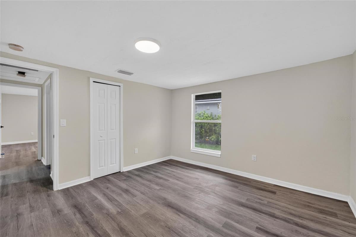 8809 DYER ROAD — photo 43 of 60