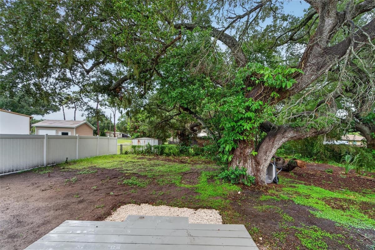 8809 DYER ROAD — photo 48 of 60