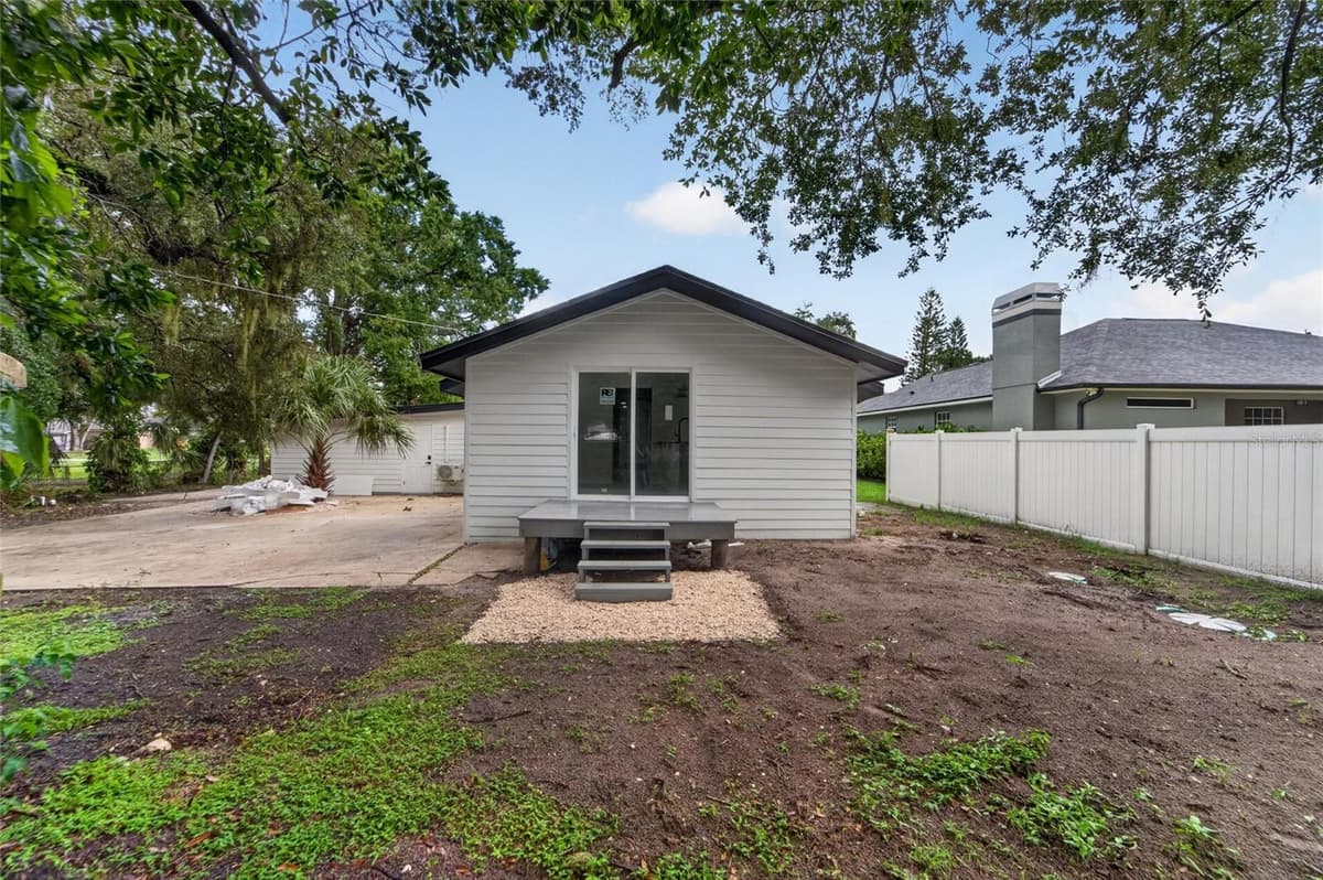 8809 DYER ROAD — photo 46 of 60