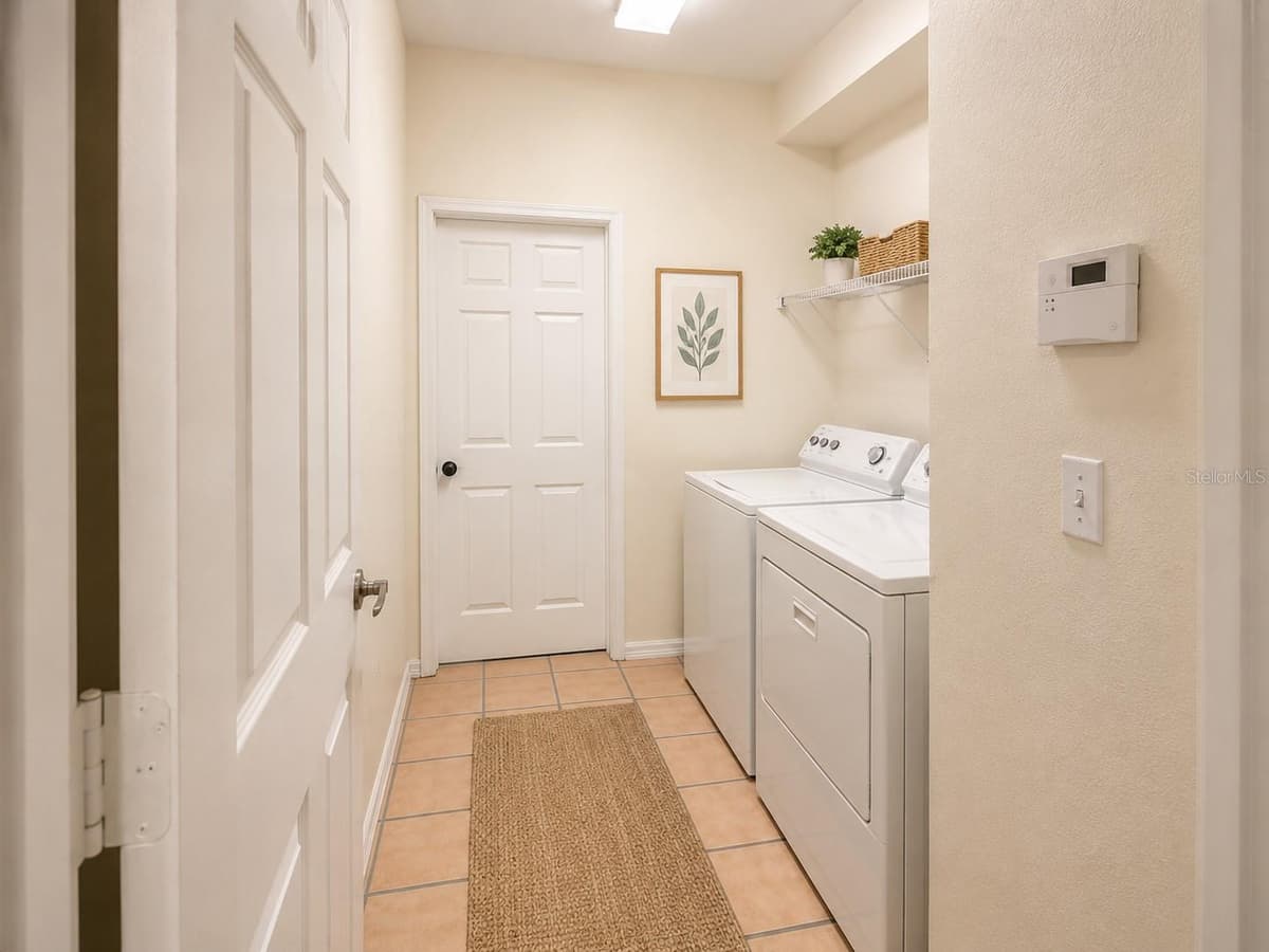 6468 FRIENDLY CIRCLE — photo 11 of 39