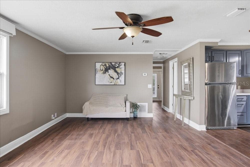 171 STANLEY BELL DRIVE — photo 8 of 33
