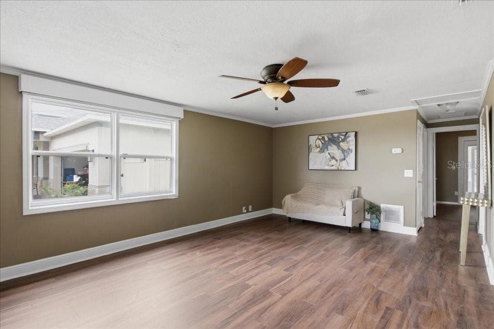171 STANLEY BELL DRIVE — photo 9 of 33