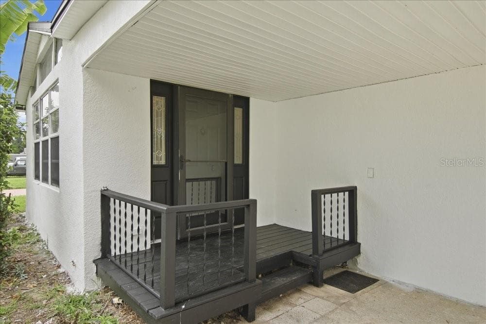 171 STANLEY BELL DRIVE — photo 4 of 33