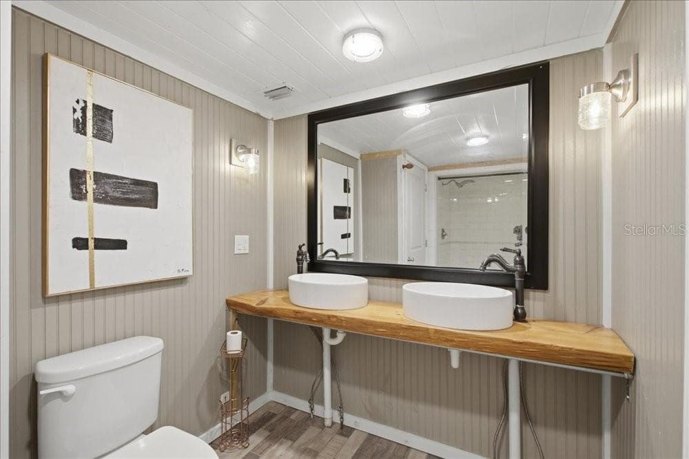 171 STANLEY BELL DRIVE — photo 19 of 33