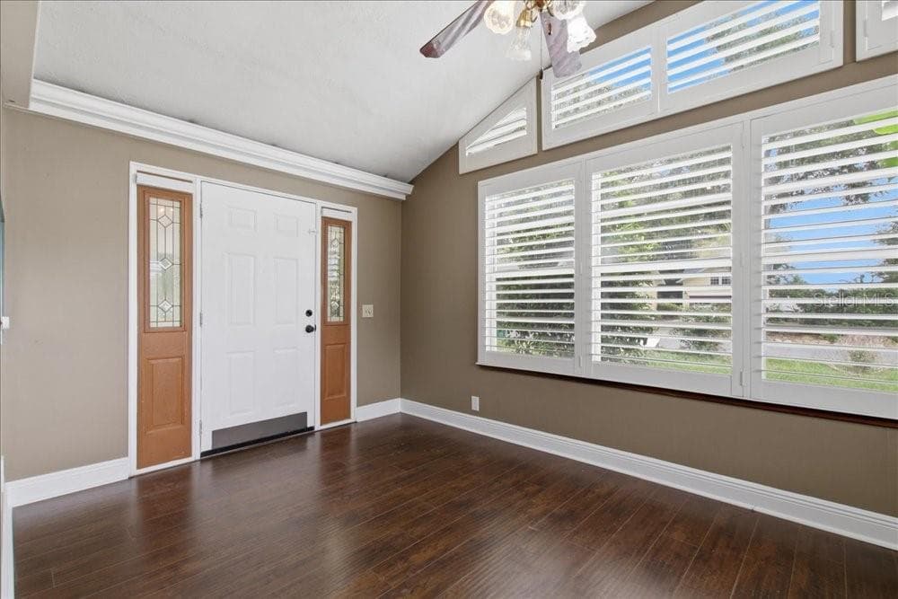 171 STANLEY BELL DRIVE — photo 6 of 33