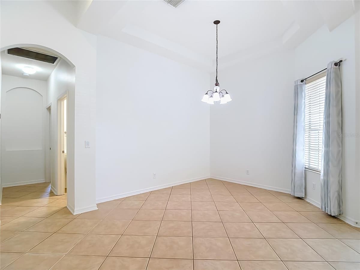 220 RONJA LANE — photo 12 of 95