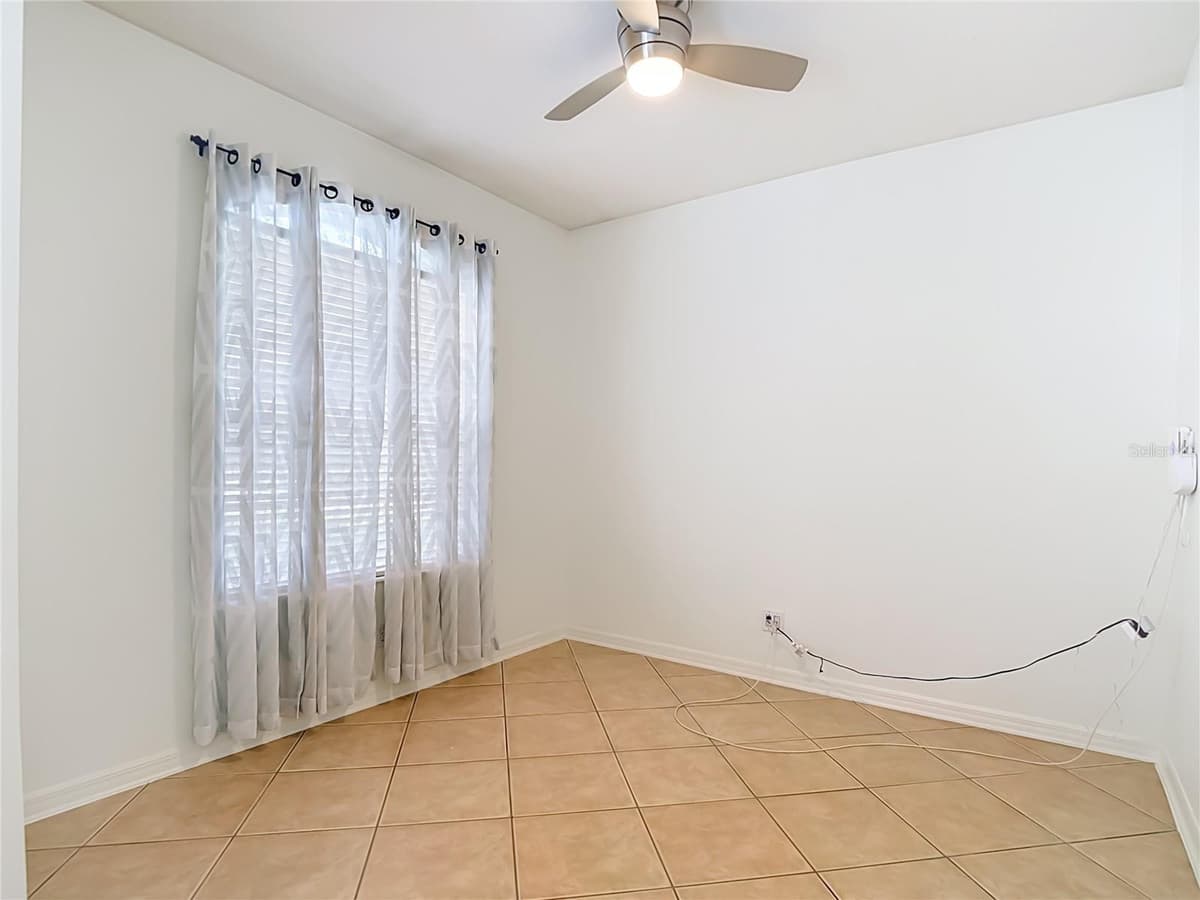 220 RONJA LANE — photo 34 of 95