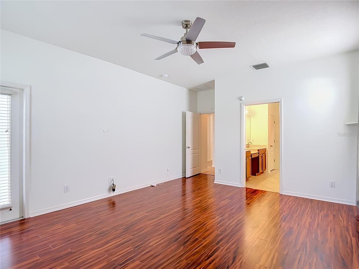 220 RONJA LANE — photo 38 of 95